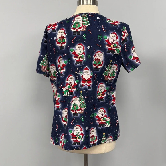Med Couture Christmas Santa Cookies Winter Novelty Print Scrub Top Sz L Scrubs - Picture 6 of 6